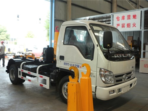 福田小卡(5方)CLW5040ZXXB5車(chē)廂可卸式垃圾車(chē)